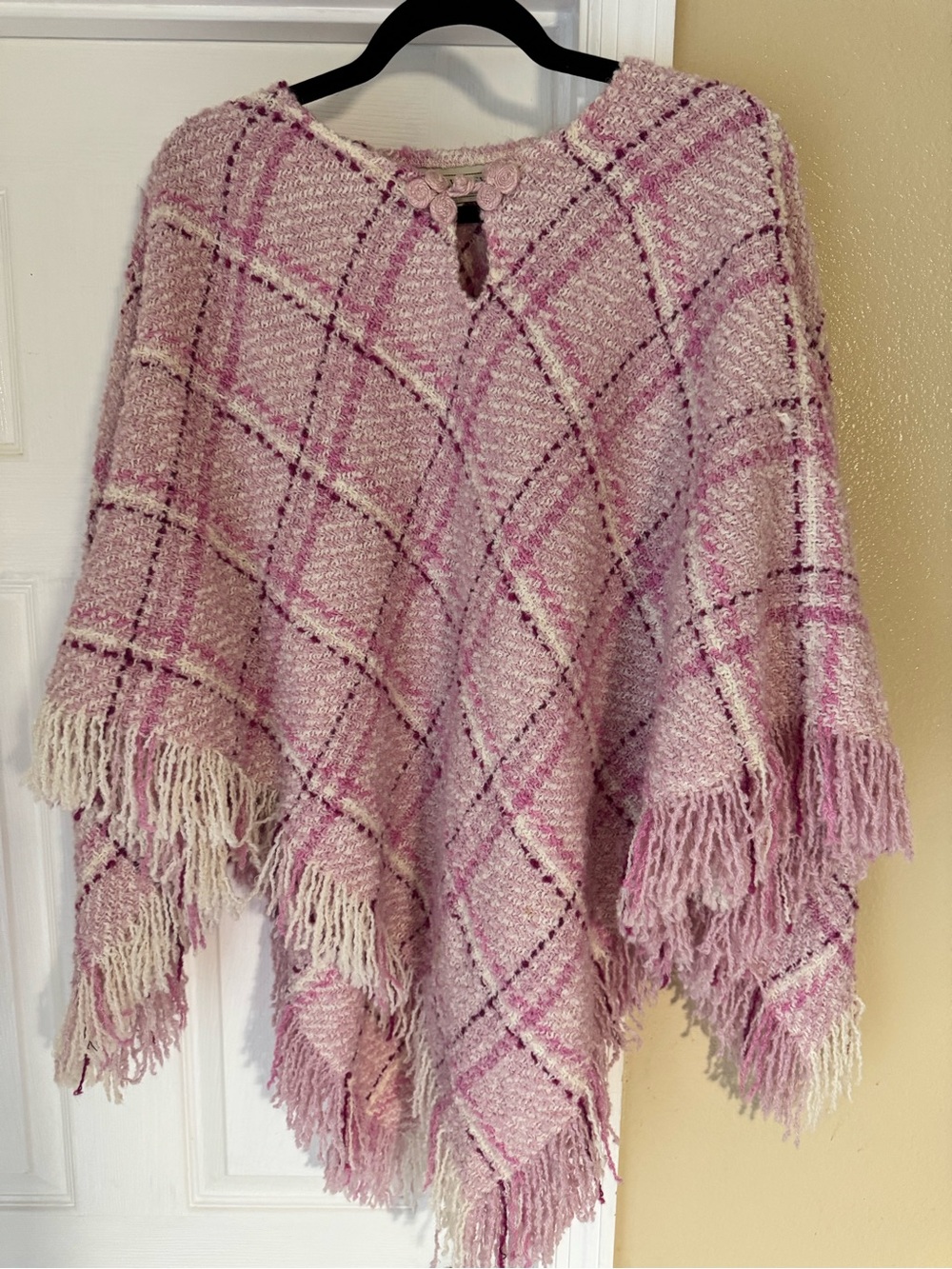 Boyne Valley Weavers Handcrafted in Ireland Wool Blend Pink Fringe Poncho One Si